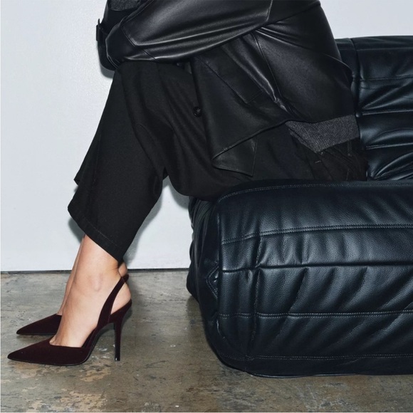 Zara velvet effect burgundy sling back heels - Picture 4 of 6